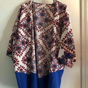 Flowy, Light-Weight Beautifully Colored Kimono